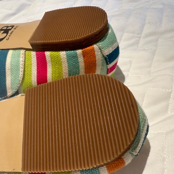 GIANNI BINI size 9.5 Bright Stripes Flats from Dillards NEW - Picture 8 of 9